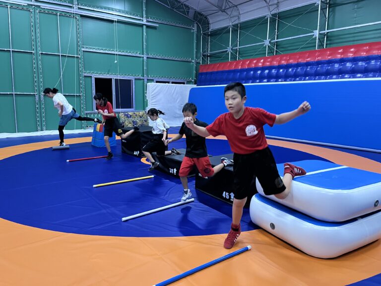 ハイブリッドスポーツクラスの様子（写真1）